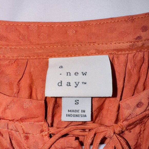 A New Day Orange Silky Long Sleeve Swiss Dot Pullover Boho Top size small - Picture 3 of 7